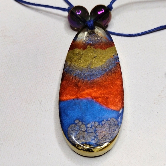 Large Gold Sparkle Reversible Teardrop Necklace with Adjustable length Blue cord - Picture 3 of 5